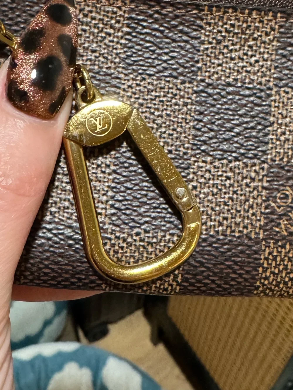 Authentic Louis Vuitton Brown Damier Ebene Key Pouch